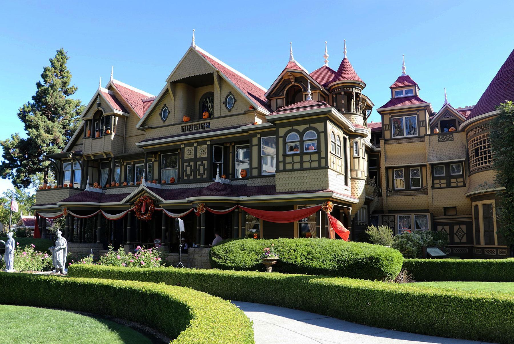 Winchester Mystery House